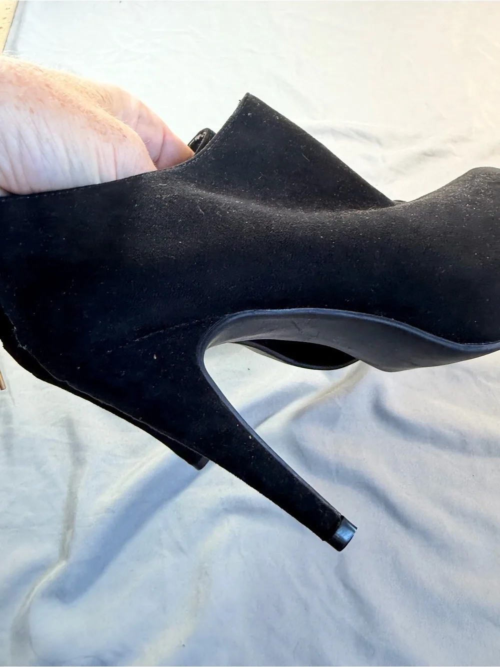 Mari A black suede like stiletto high heels gold zippers women's size 7
